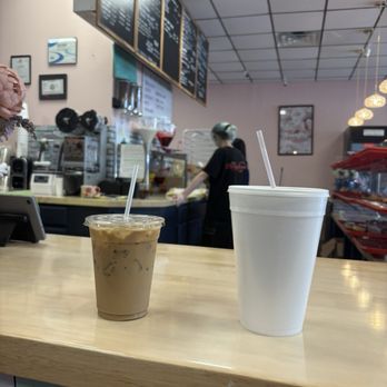 Big Apple Doughnut and Cafe - Donuts Near Me - Mauldin, South Carolina