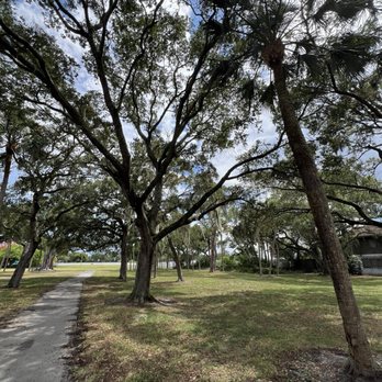 Johnie Mckeithen Park - Parks Near Me - Deerfield Beach, Florida