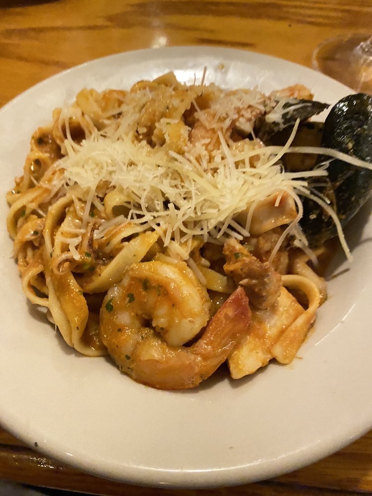 Captain Charlie's Original Reef Grill
