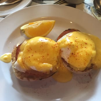 Cafe Frederica - Eggs Benedict - Breakfast & Brunch Near Me - St. Simons Island, Georgia