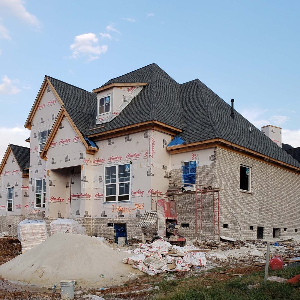 RE 59 Contact Agent 12 Photos 104 W Main St, Lebanon, Tennessee