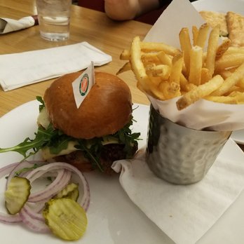 Silver Diner - New American Near Me - Elkridge, Maryland
