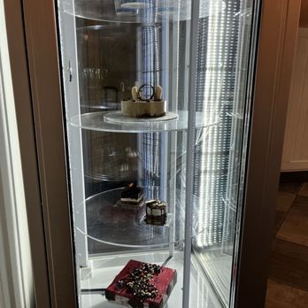 Gelato Paradiso - Cake selection - Gelato Near Me - Coronado, California Gelato Paradiso - Cake selection - Gelato Near Me - Coronado, California
