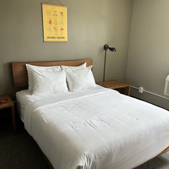 The Oxbow Hotel - Excellent bed - Hotels Near Me - Eau Claire, Wisconsin The Oxbow Hotel - Excellent bed - Hotels Near Me - Eau Claire, Wisconsin
