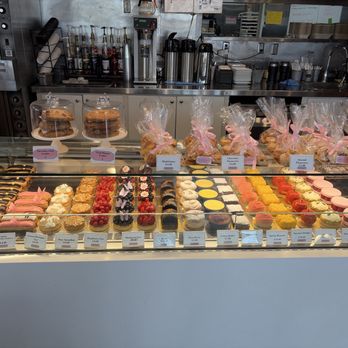 Versailles Cafe and Pastries - Patisserie/Cake Shop Near Me - Encinitas, California