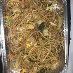 China Restaurant Bambus - Bami Goreng 8,20€  ( lauwarm sowie Geschmack kaum vorhanden )