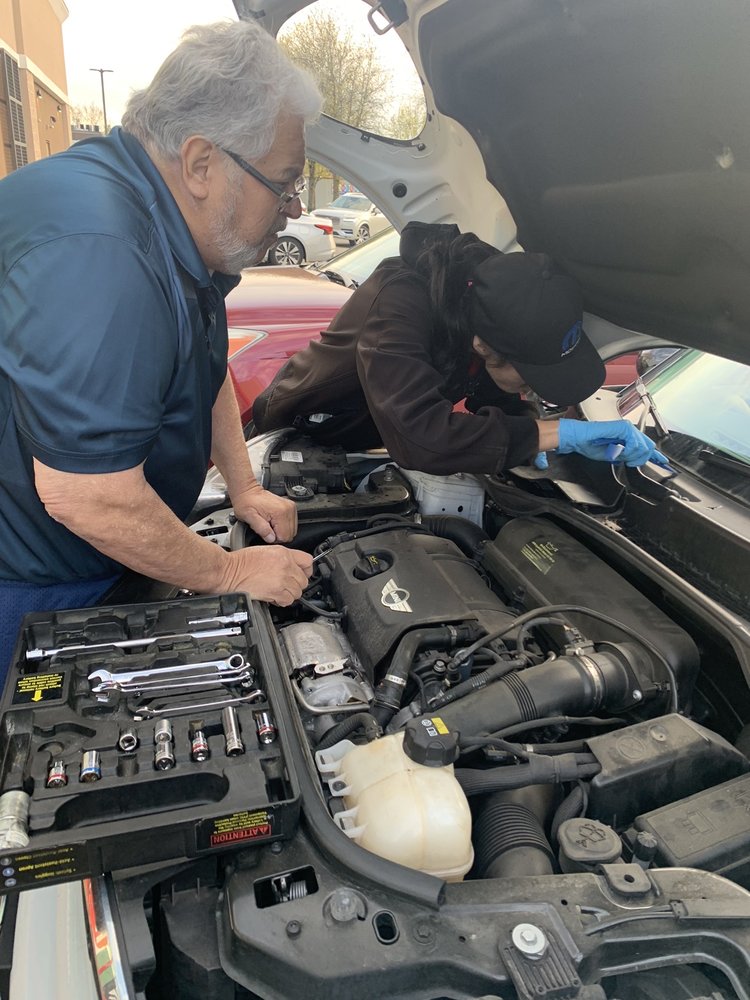 AUTOZONE Updated September 2024 45 Reviews 825 NW Murray Blvd