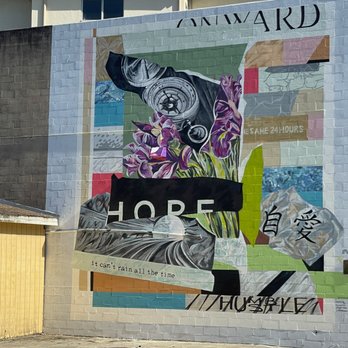 Bold - A mural near the studio! I believe this is WC's arts district--so much beauty all around. - Pilates Near Me - Walnut Creek, California