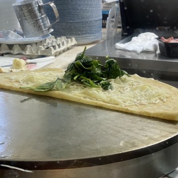 Au Bon Lieu - Mozzarella, Fresh Spinach and Ham Crepe - French Near Me - Hershey, Pennsylvania Au Bon Lieu - Mozzarella, Fresh Spinach and Ham Crepe - French Near Me - Hershey, Pennsylvania