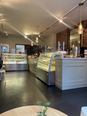 Almondine Bakery by null