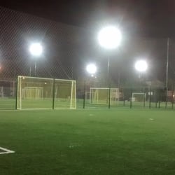 Complejo Deportivo Oeste - 8 canchas de futbol 5. 2 canchas de futbol 8