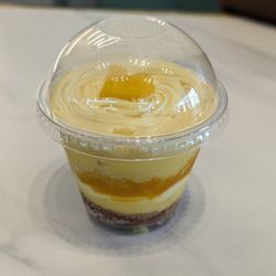 Dumont Creamery & Cafe - Mango ice-cream