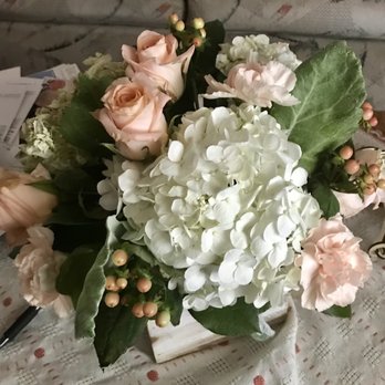 William Paul Floral Design - Florists Near Me - Fair Oaks, California
