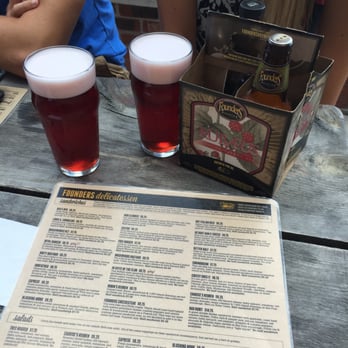 Founders Brewing - Nitro rubeaus - Breweries Near Me - Grand Rapids, Michigan