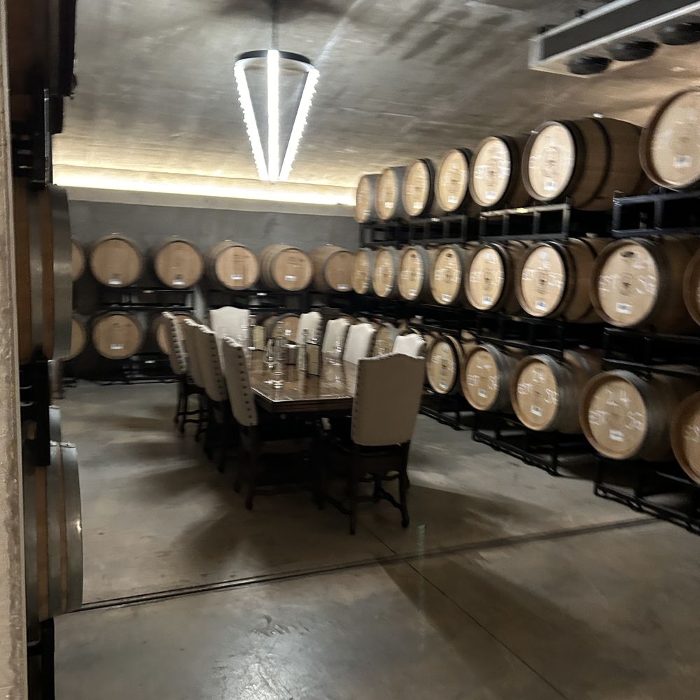 Slate Theory Winery - Wine Tasting Room Near Me - Fredericksburg, Texas