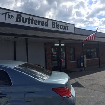 Buttered Biscuit - Breakfast & Brunch Near Me - Waynesville, North Carolina