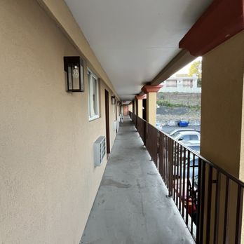 Fountain Motel - Balcony from room - Hotels Near Me - North Bergen, New Jersey Fountain Motel - Balcony from room - Hotels Near Me - North Bergen, New Jersey