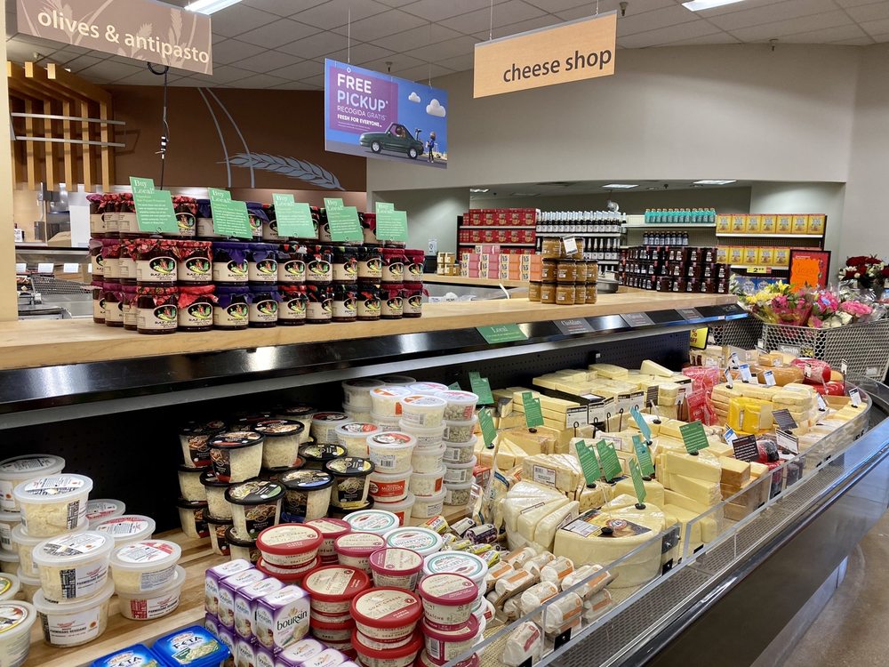 SMITH’S FOOD & DRUG CENTERS Updated October 2024 12 Photos & 36