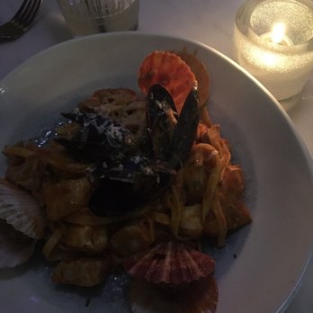 H Tasting Lounge - Lounges Near Me - Vancouver, British Columbia