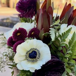 Buckin Blooms Floral Shop and Boutique