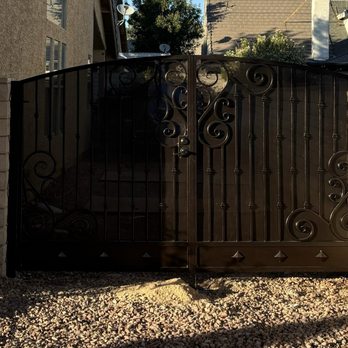 Giddy Up - This is the after the install photo! It is absolutely beautiful! - Garage Door Services Near Me - Las Vegas, Nevada Giddy Up - This is the after the install photo! It is absolutely beautiful! - Garage Door Services Near Me - Las Vegas, Nevada