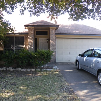 Ricardo Penagos - Spacious 1 story house in highly coveted Milwood subdivision! Acclaimed schools, Hard tile flooring throughout, 2 living area... - Real Estate Agents Near Me - Pflugerville, Texas Ricardo Penagos - Spacious 1 story house in highly coveted Milwood subdivision! Acclaimed schools, Hard tile flooring throughout, 2 living area... - Real Estate Agents Near Me - Pflugerville, Texas