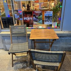 Poke City - Some outside seating