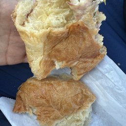 Dry croissant Dry croissant