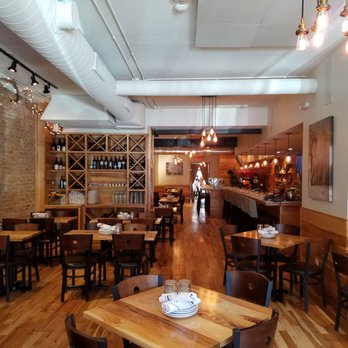GIA MIA - Wheaton - Lovely dining room - Italian Near Me - Wheaton, Illinois GIA MIA - Wheaton - Lovely dining room - Italian Near Me - Wheaton, Illinois