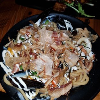 MeNami - Seafood yaki udon - Japanese Near Me - Toronto, Ontario