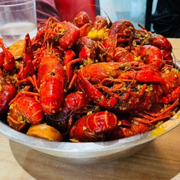 a large bowl of craws a large bowl of craws