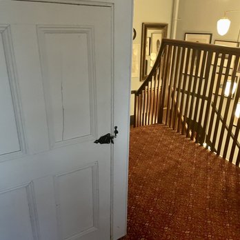 Hasbrouck House - Hotels Near Me - Stone Ridge, New York