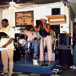 Pure Pleasure Blues Club Bar