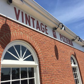 Vintage Pizzeria - Pizza Near Me - Dunwoody, Georgia Vintage Pizzeria - Pizza Near Me - Dunwoody, Georgia