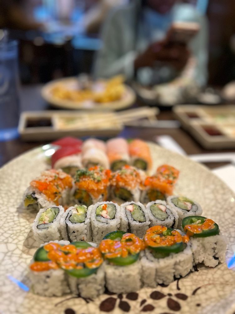 Social spots from Sushi Ai
