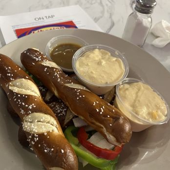 Bumsted's - STYX - Bars Near Me - Tucson, Arizona