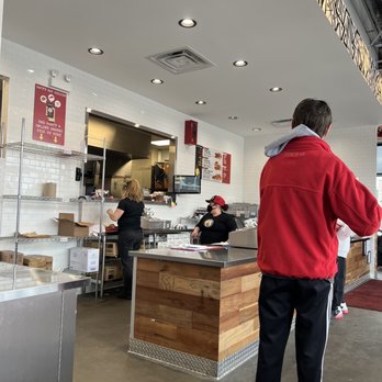 Dave's Hot Chicken - Pick up - Chicken Shop Near Me - Chicago, Illinois Dave's Hot Chicken - Pick up - Chicken Shop Near Me - Chicago, Illinois
