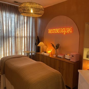 Dreamers Day Spa - Estheticians Near Me - Cornelius, North Carolina Dreamers Day Spa - Estheticians Near Me - Cornelius, North Carolina