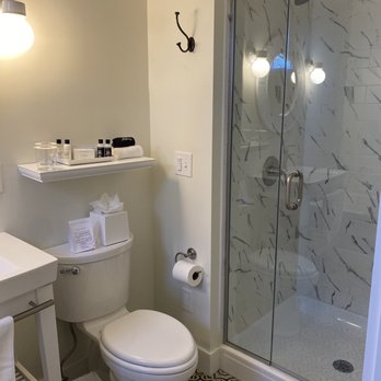 Briar Barn Inn - Hotels Near Me - Rowley, Massachusetts