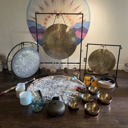 The Space Center for Well-Being - Healing Support using overtone emitting instruments like gongs, bowls, bells and chimes.