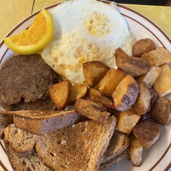 Home Grown - There is definitely nothing "basic" about the Basic Breakfast. Lots of deliciousness. - Diners Near Me - Atlanta, Georgia