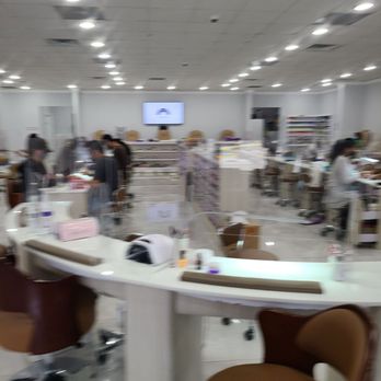 Classic Nail Spa - Nail Salons Near Me - Alabaster, Alabama