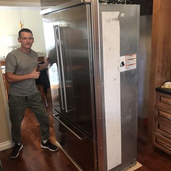 Happy Home Movers - 500lb refrigerator - Movers Near Me - Temecula, California Happy Home Movers - 500lb refrigerator - Movers Near Me - Temecula, California