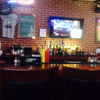 Kkatie's Burger Bar - Bar - Burgers Near Me - Marshfield, Massachusetts