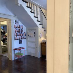 Three Palms Salon & Spa - Waiting area