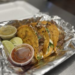 Dulce Tentacion Mexican Treats - Quessabirria Tacos with Consumé