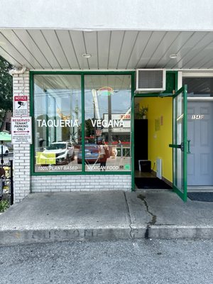 Taqueria Vegana by null