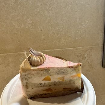 Kulu Kulu - Earl grey peach cheesecake by Sakiho - Desserts Near Me - Honolulu, Hawaii Kulu Kulu - Earl grey peach cheesecake by Sakiho - Desserts Near Me - Honolulu, Hawaii