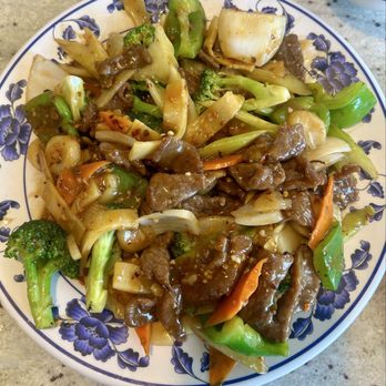 Jumbo Restaurant & Lounge - Szechuan Beef with added Broccoli - Chinese Near Me - Portland, Oregon Jumbo Restaurant & Lounge - Szechuan Beef with added Broccoli - Chinese Near Me - Portland, Oregon