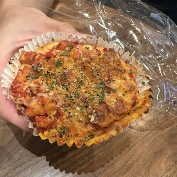 85°C Bakery Cafe - Pizza bread - Coffee & Tea Near Me - Chino Hills, California
